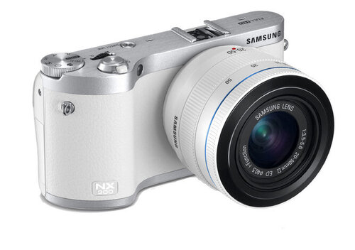 Περισσότερες πληροφορίες για "Samsung NX NX300 + OIS III 18-55mm"