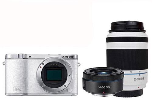 Περισσότερες πληροφορίες για "Samsung NX 3000 + 16-50mm PZ 50-200mm"