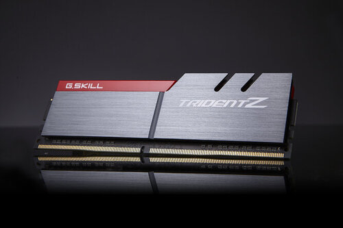 Περισσότερες πληροφορίες για "G.Skill 16GB DDR4-3733 F4-3733C17D-16GTZA (16 GB/DDR4/3733MHz)"