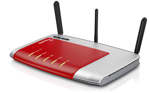 Περισσότερες πληροφορίες για "AVM FRITZ!Box 6840 LTE + FRITZ!WLAN Repeater 450E"