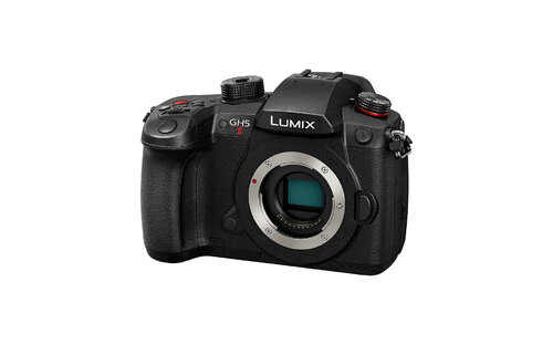 Περισσότερες πληροφορίες για "Panasonic Lumix GH5M2"